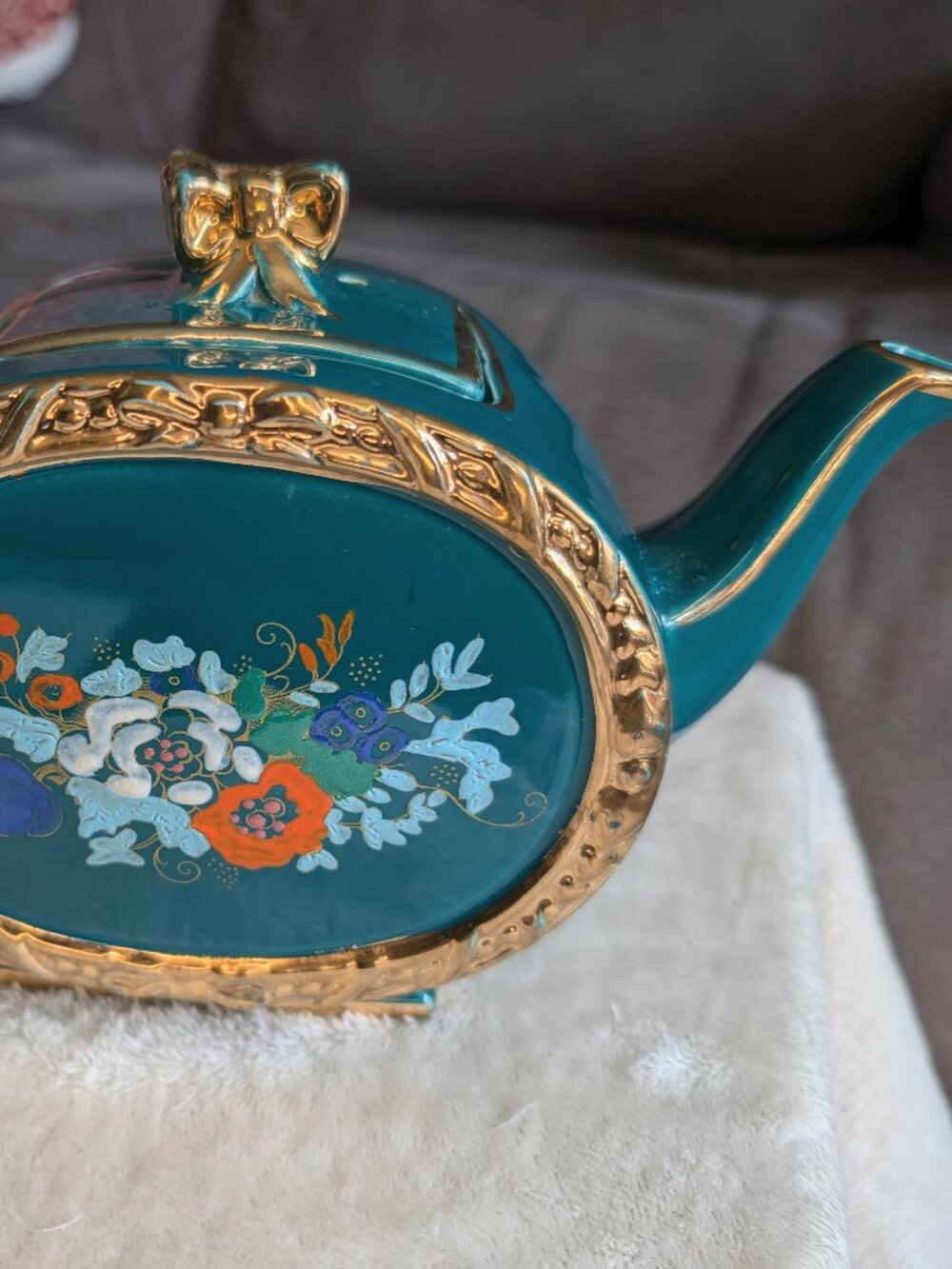 Vintage Emerald Sadler Barrel Teapot - Circa 1937-47